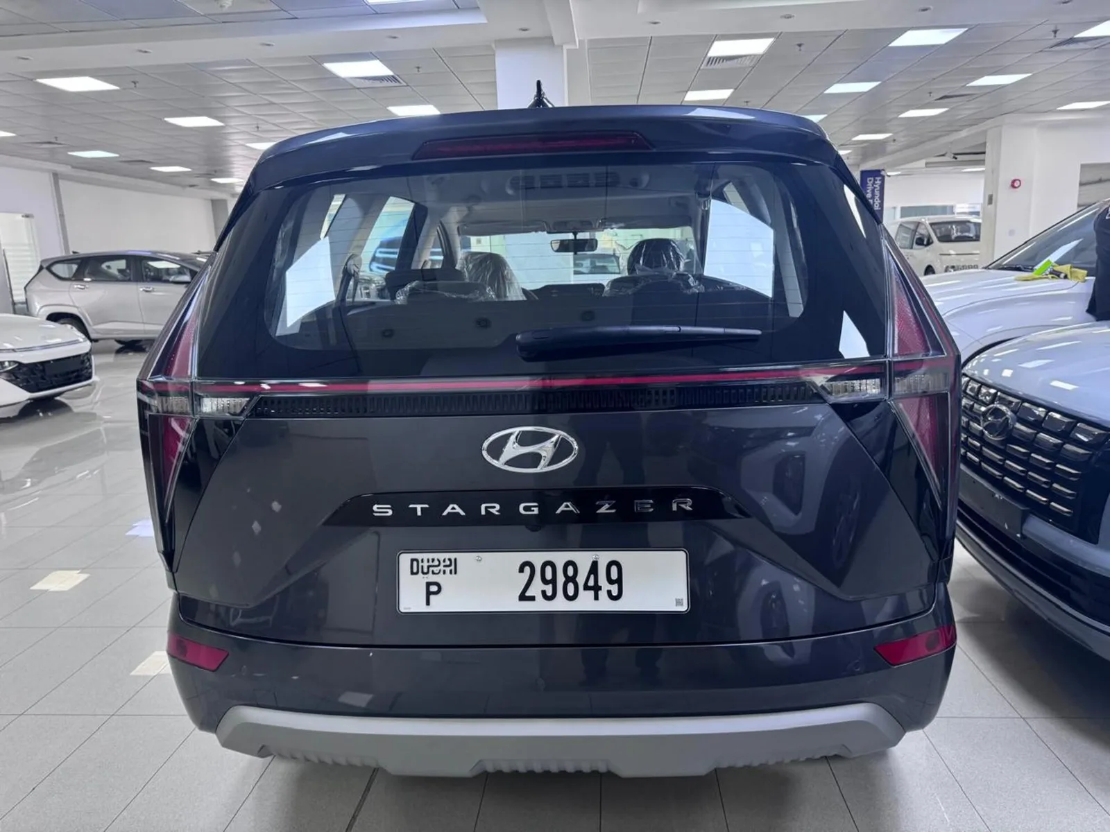 Hyundai Stargazer - 4