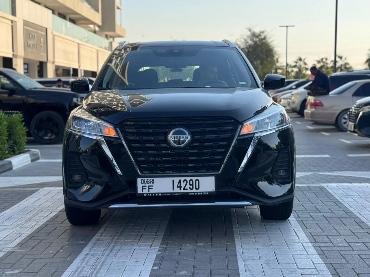 Nissan Kicks - 2