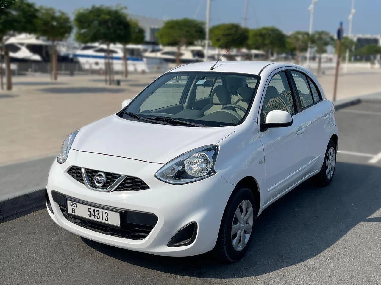 Nissan Micra - 1